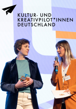 Katharina Scheidig und Kristina Steinhauf, urnfold, Auszeichnung der Kultur- und Kreativpilot*innen in der Alten Münze in Berlin, Deutschland, 19. Februar 2024